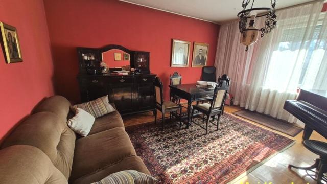 Stan, Trosoban, Prodaja, 79m2, Tesla, Gradska lokacija, Vršačka