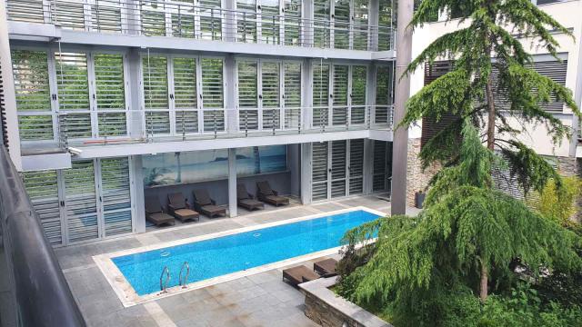 Stan, četvorosoban, Izdavanje, 148m2, Dedinje, Savski venac, Velisava Vulovica