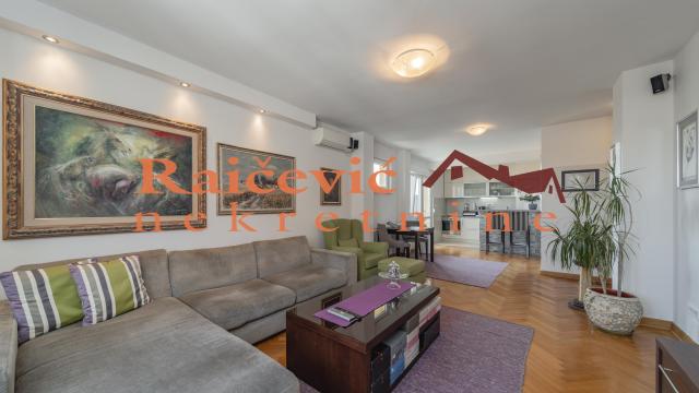 Stan, Dvosoban, Prodaja, 63m2, Čubura, Vračar, Sumatovacka