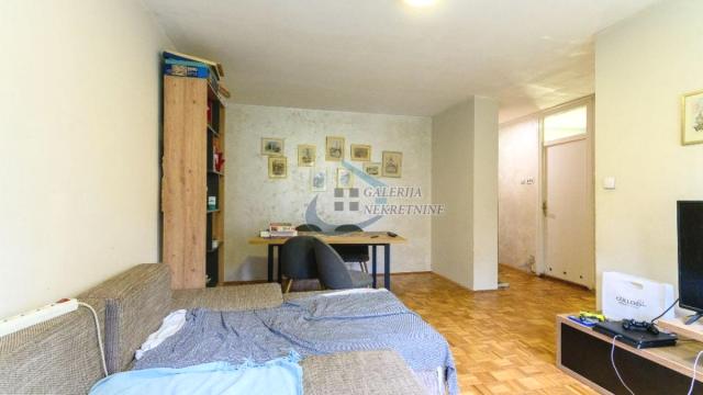 Stan, Troiposoban, Prodaja, 73m2, Blok 34 (Carina - Studentski grad), Novi Beograd, Bulevar Zorana Đinđića