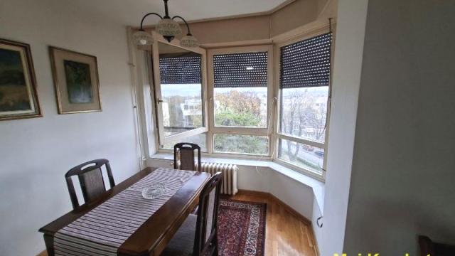 Stan, četvorosoban, Prodaja, 102m2, Dedinje, Savski venac, Veljka Lukića Kurjaka