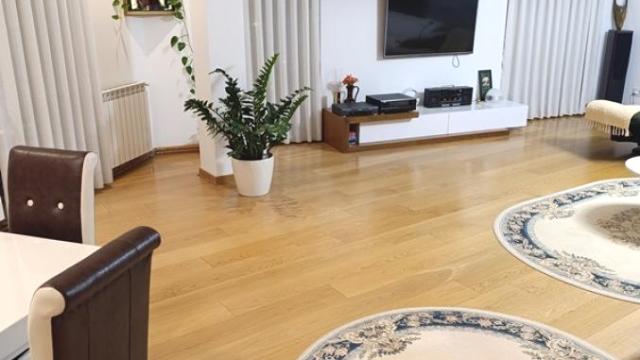 Stan, Dvosoban, Prodaja, 148m2, Hram svetog Save, Vračar, Sokolska