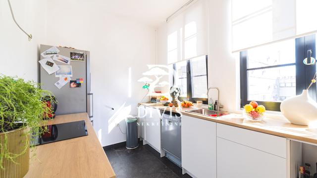 Stan, četvorosoban, Prodaja, 130m2, Nikodima Milaša