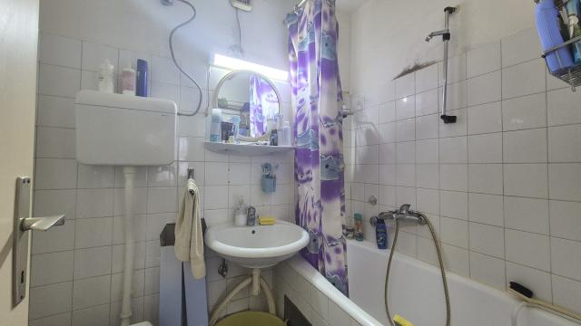 Stan, četvoroiposoban, Prodaja, 98m2, Kestenova