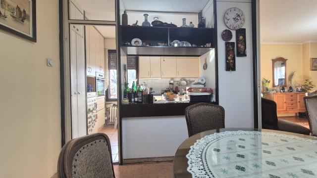 Stan, četvoroiposoban, Prodaja, 98m2, Kestenova