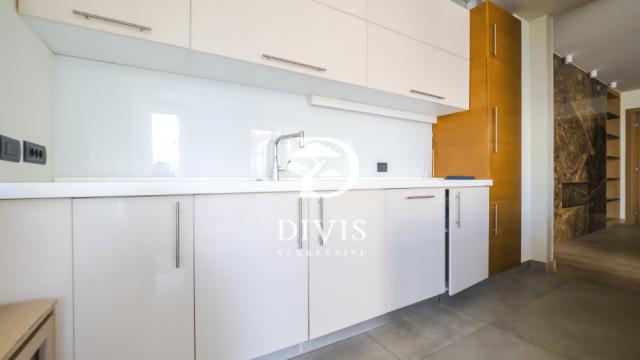 Stan, četvorosoban, Izdavanje, 132m2, Rankeova