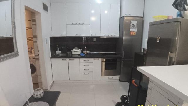 Stan, Trosoban, Prodaja, 98m2, Blok 62, Novi Beograd, Nehruova