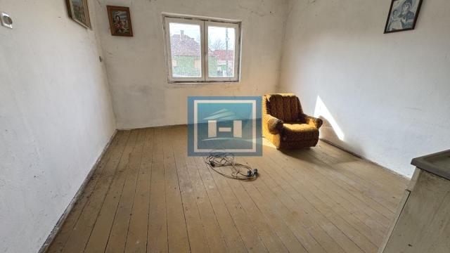 Kuća, Trosoban, Prodaja, 77m2, Ćuprija