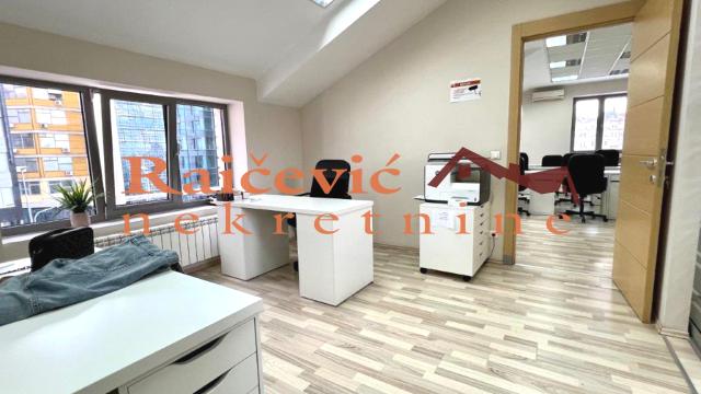 Poslovni prostor, Petosoban, Izdavanje, 183m2, Centar, Savski venac, Brankova