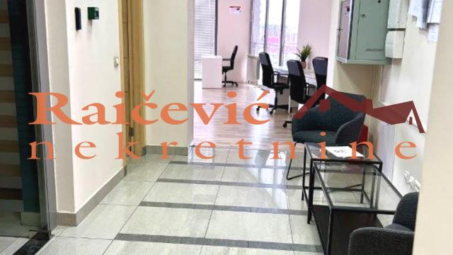 Poslovni prostor, Petosoban, Izdavanje, 183m2, Centar, Savski venac, Brankova