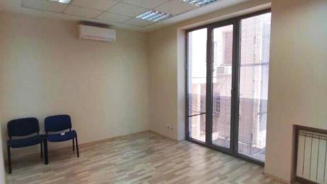 Poslovni prostor, Petosoban, Izdavanje, 210m2, Centar, Savski venac, Brankova