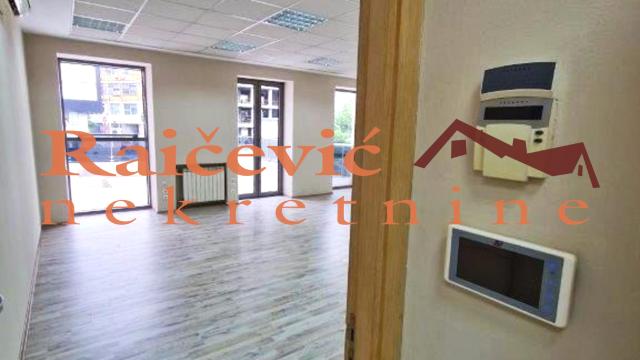 Poslovni prostor, Petosoban, Izdavanje, 216m2, Centar, Savski venac, Brankova