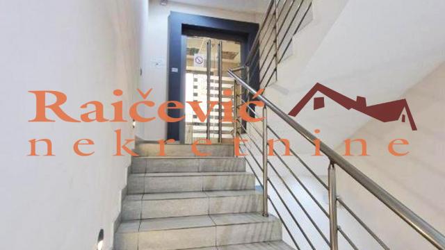 Poslovni prostor, Petosoban, Izdavanje, 216m2, Centar, Savski venac, Brankova