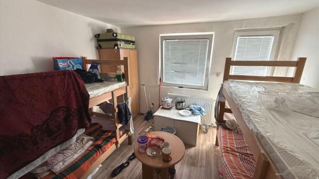 Kuća, Petosoban i veći, Prodaja, 274m2, Vojka, Okolno mesto, Solunska