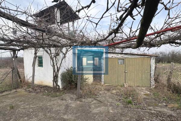 prodaja, kuca,
lipar-grad-jagodina, 592343, dvosoban