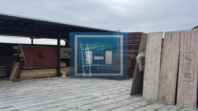 Poslovni prostor, Prodaja, 300m2, Paraćin