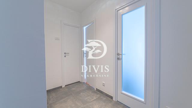 Stan, Dvosoban, Prodaja, 55m2, Bulevar Mihajla Pupina