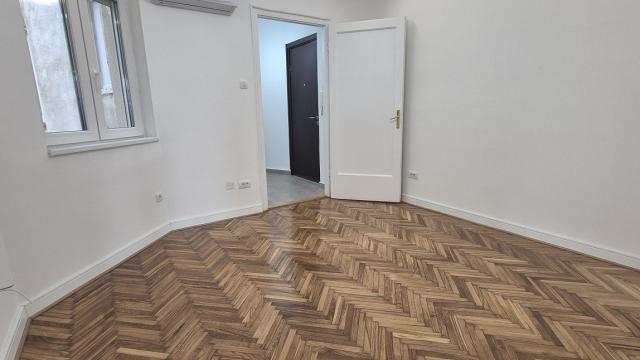 Stan, Dvosoban, Prodaja, 49m2, Mileševska