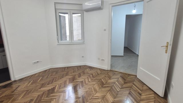 Stan, Dvosoban, Prodaja, 49m2, Mileševska