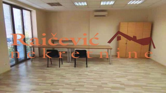 Poslovni prostor, Petosoban, Izdavanje, 210m2, Centar, Savski venac, Brankova