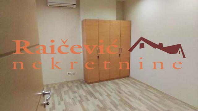 Poslovni prostor, Petosoban, Izdavanje, 210m2, Centar, Savski venac, Brankova