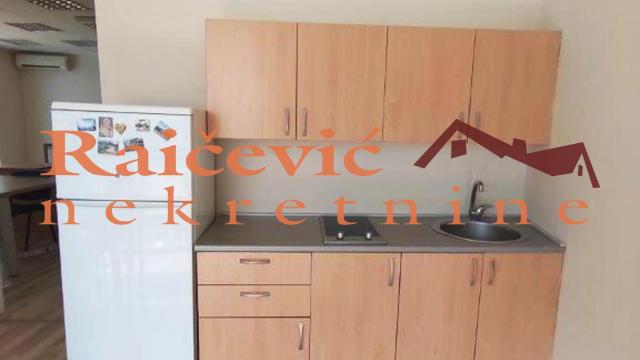 Poslovni prostor, Petosoban, Izdavanje, 210m2, Centar, Savski venac, Brankova