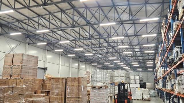 Poslovni prostor, Izdavanje, 2150m2, Plavi horizonti, Zemun, Cara Konstantina