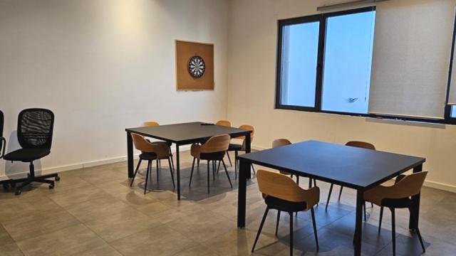 Poslovni prostor, Izdavanje, 2150m2, Plavi horizonti, Zemun, Cara Konstantina