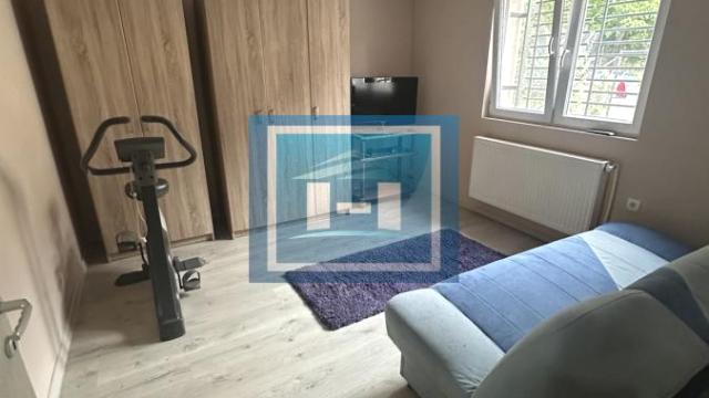 Kuća, Trosoban, Izdavanje, 90m2, Paraćin