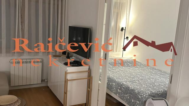 Stan, Jednoiposoban, Prodaja, 34m2, Donji grad, Zemun, Petra Kocica