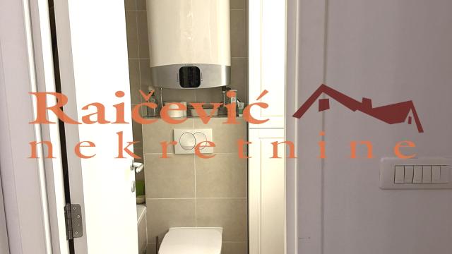 Stan, Jednoiposoban, Prodaja, 34m2, Donji grad, Zemun, Petra Kocica