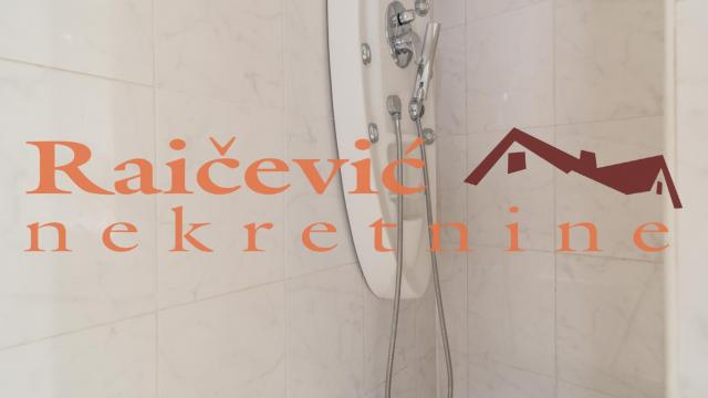 Stan, četvorosoban, Prodaja, 167m2, Blok 70a, Novi Beograd, Omladinskih brigada