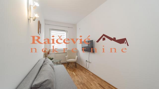 Stan, Jednoiposoban, Izdavanje, 43m2, SC Vračar, Vračar, Juzni bulevar