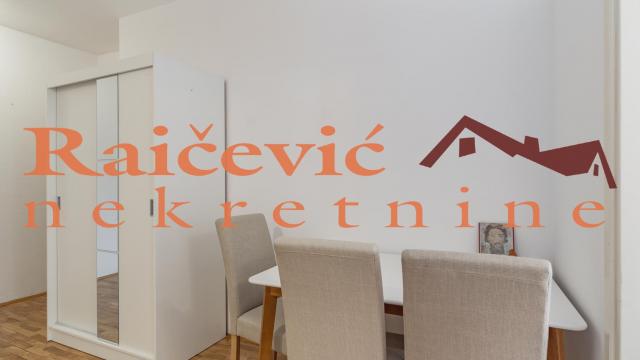 Stan, Jednoiposoban, Izdavanje, 43m2, SC Vračar, Vračar, Juzni bulevar