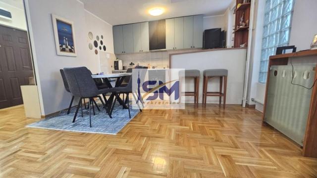 Stan, četvorosoban, Prodaja, 96m2, Cerak, Čukarica, Petefijeva