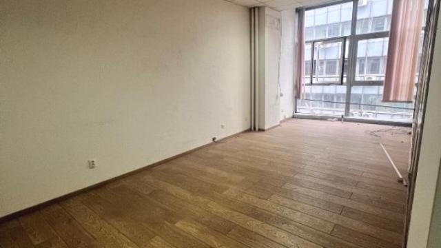 Poslovni prostor, Izdavanje, 1400m2, Trg Nikole Pašića, Stari grad, Trg Nikole Pašića