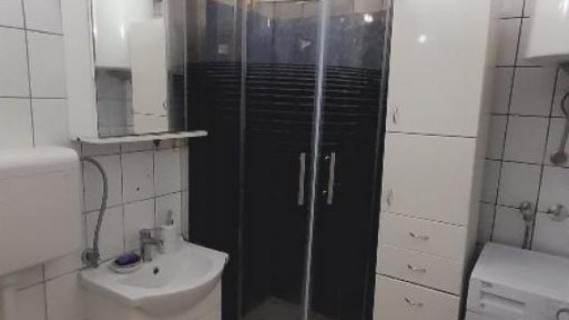 Stan, Dvoiposoban, Prodaja, 62m2, Save Kovačevića, Zemun, Ohridska