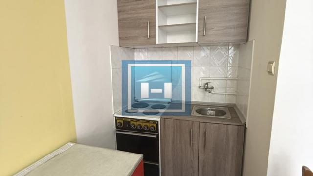 Stan, Jednoiposoban, Izdavanje, 93m2, Centar, Gradska lokacija, Jagodina