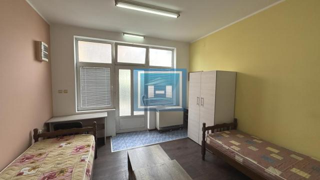 Stan, Jednoiposoban, Izdavanje, 93m2, Centar, Gradska lokacija, Jagodina