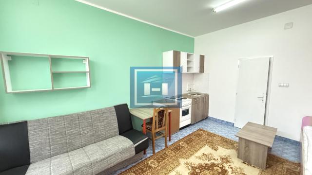 Stan, Jednoiposoban, Izdavanje, 93m2, Centar, Gradska lokacija, Jagodina