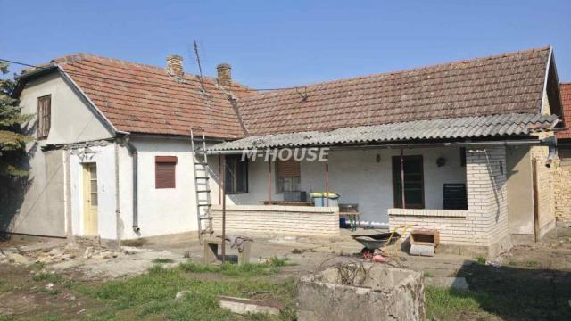 Kuća, Trosoban, Prodaja, 115m2, Goge, Gradska lokacija, Sombor