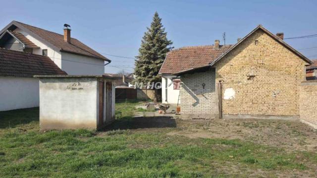 Kuća, Trosoban, Prodaja, 115m2, Goge, Gradska lokacija, Sombor