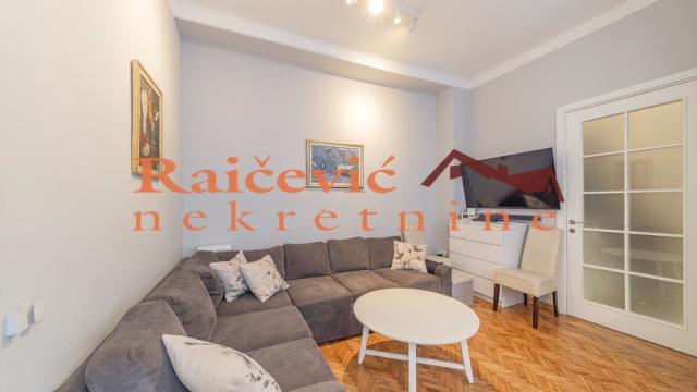 Poslovni prostor, Dvoiposoban, Izdavanje, 65m2, Centar, Stari grad, Dragoslava Jovanovica