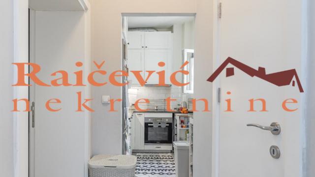 Poslovni prostor, Dvoiposoban, Izdavanje, 65m2, Centar, Stari grad, Dragoslava Jovanovica