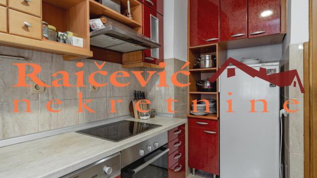 Kuća, Prodaja, 250m2, Braće Jerković, Voždovac, Milovana Jankovica