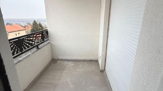 Stan, Trosoban, Prodaja, 65m2, Novi Banovci, Okolno mesto, Svetosavska