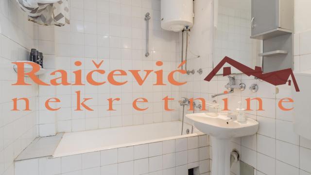 Stan, Trosoban, Prodaja, 86m2, Blok 34 (Carina - Studentski grad), Novi Beograd, Bulevar Zorana Djindjica