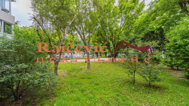 Stan, Trosoban, Prodaja, 86m2, Blok 34 (Carina - Studentski grad), Novi Beograd, Bulevar Zorana Djindjica