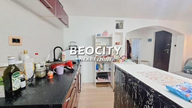 Kuća, Jednoiposoban, Prodaja, 28m2, Kalenić pijaca, Vračar, Trnska