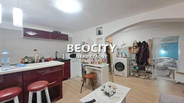 Kuća, Jednoiposoban, Prodaja, 28m2, Kalenić pijaca, Vračar, Trnska